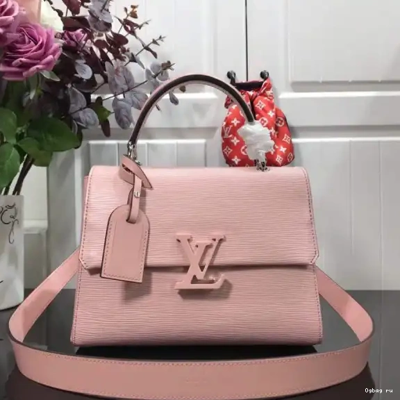 GRENELLE PM VUITTON LOUIS 0509